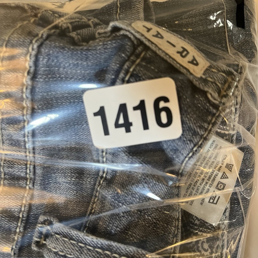 Ariat Real Denim Jeans Womens 29L 30x33 Bootcut Cowgirl Rodeo Festival Grunge - Picture 11 of 11